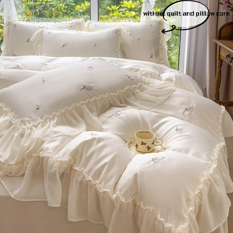 CasaLumora Elegant Rose Embroidered Lace Bedding Set – 3pcs Duvet Cover & Pillowcase Set