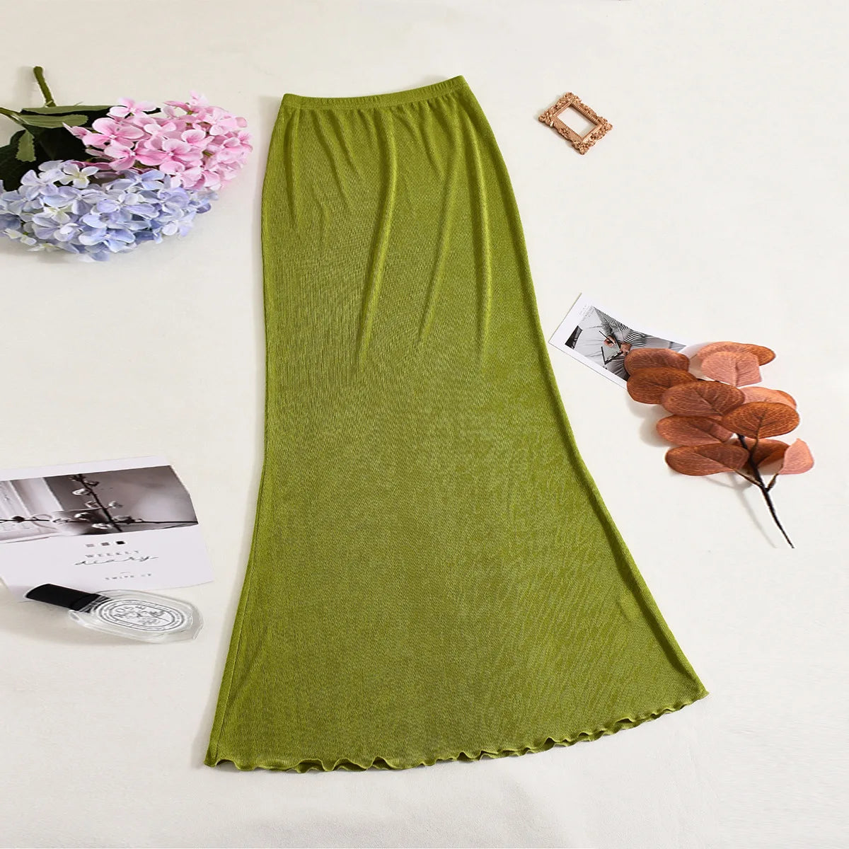 2025 Autumn New Products Are Sold Quickly, and The Hot-selling Models Are Slim-fitting Hips, Fishtail Skirts, and Skirt Cw02272.